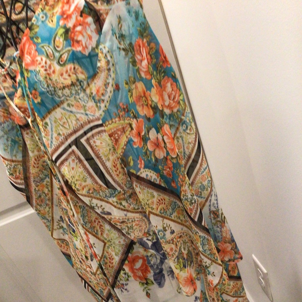 Isabel Hayley Sheer Floral Boho Blouse - Picture 2 of 10